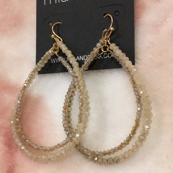 Mia Tess Tan Rondell Crystal Large Hoop Dangle Earrings NWT Gold Alloy - Picture 4 of 12